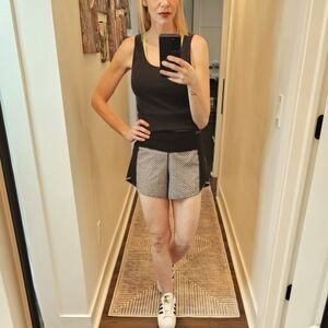 Lululemon Real Quick Short *Perforated 3.5"Monochromic Black - SIZE 6